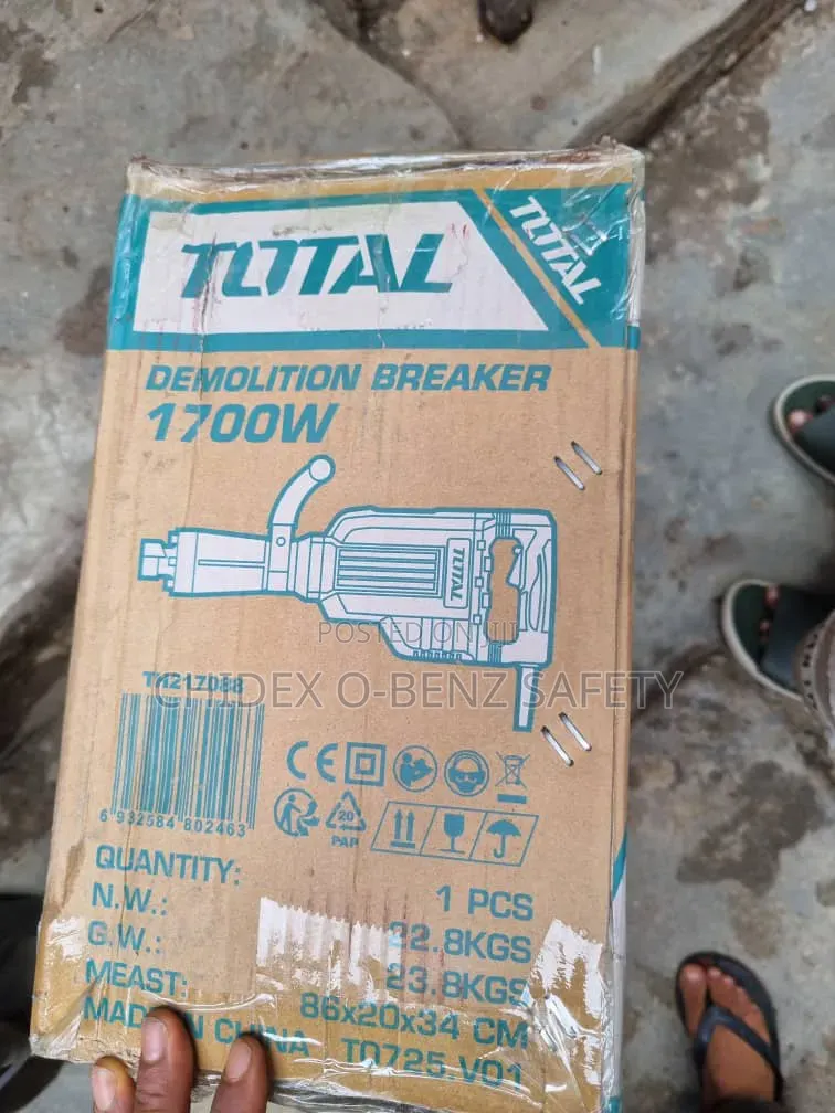 Totol 1700W Industrial Demolition Breaker