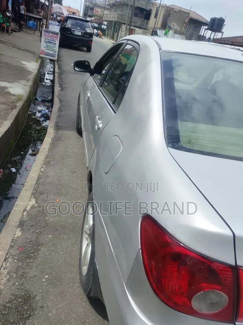Toyota Corolla 1.4 Sol Combi 2005 Silver