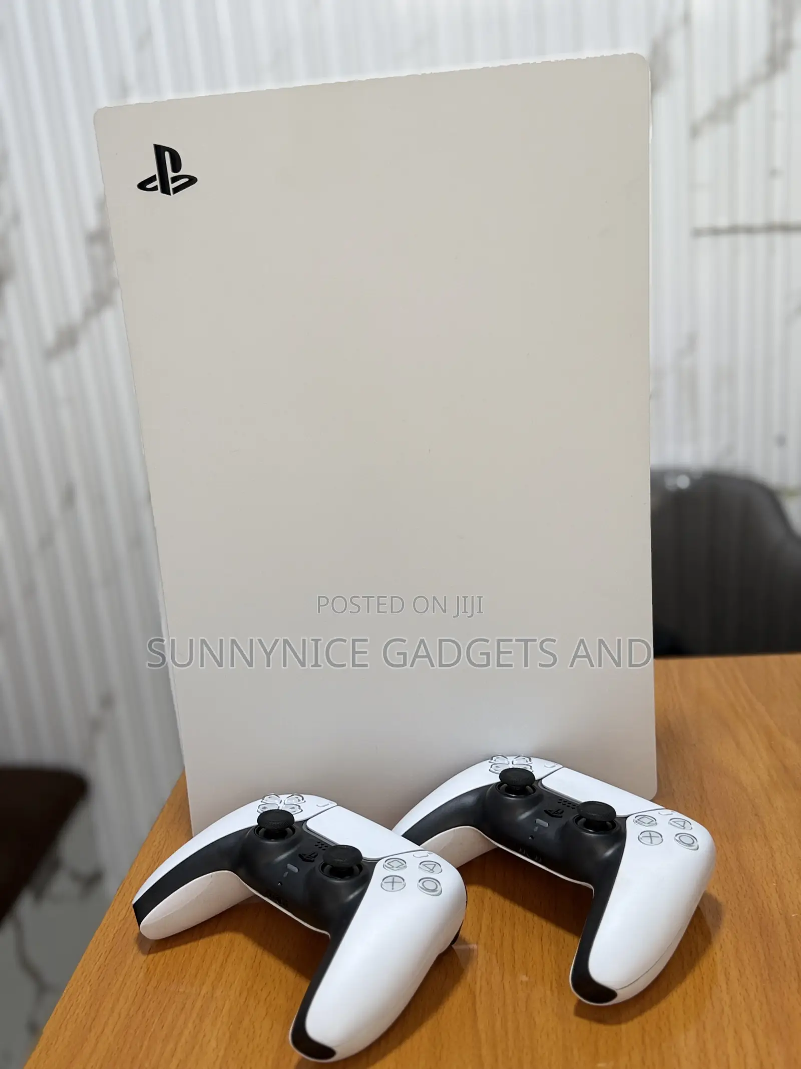 Sony PlayStation 5 With 2 Controllers