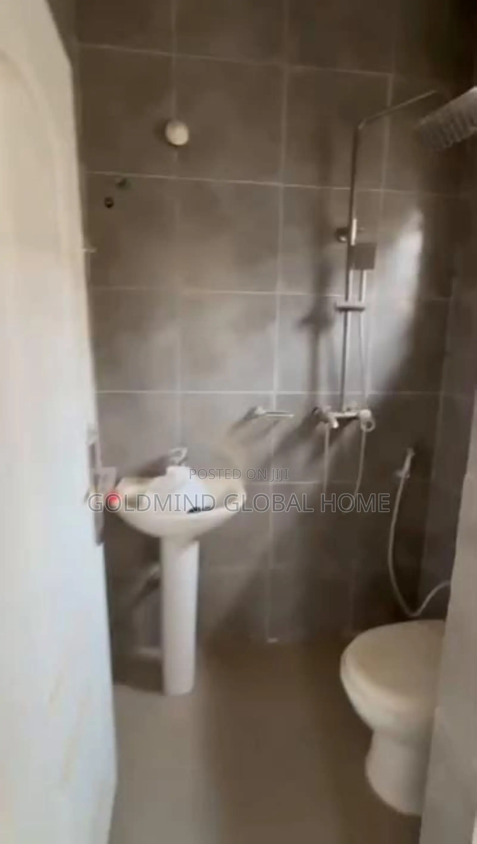 5bdrm Duplex in Lugbe District. for sale