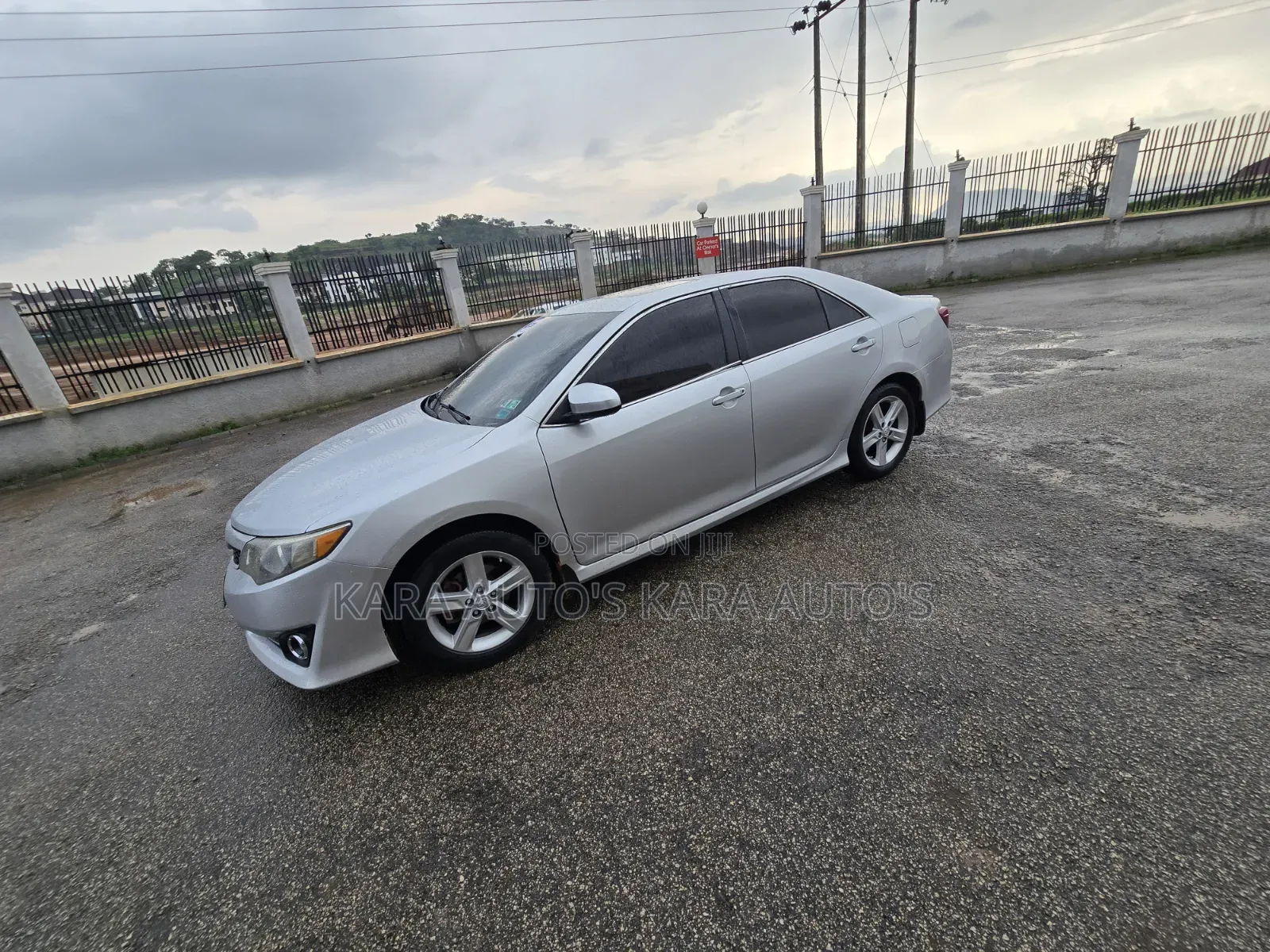 Toyota Camry 2012 Silver
