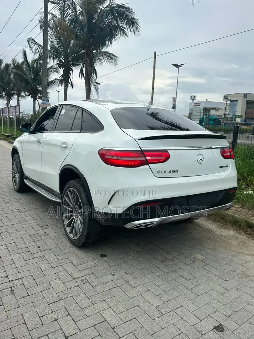 Mercedes-Benz GLE-Class 2016 White