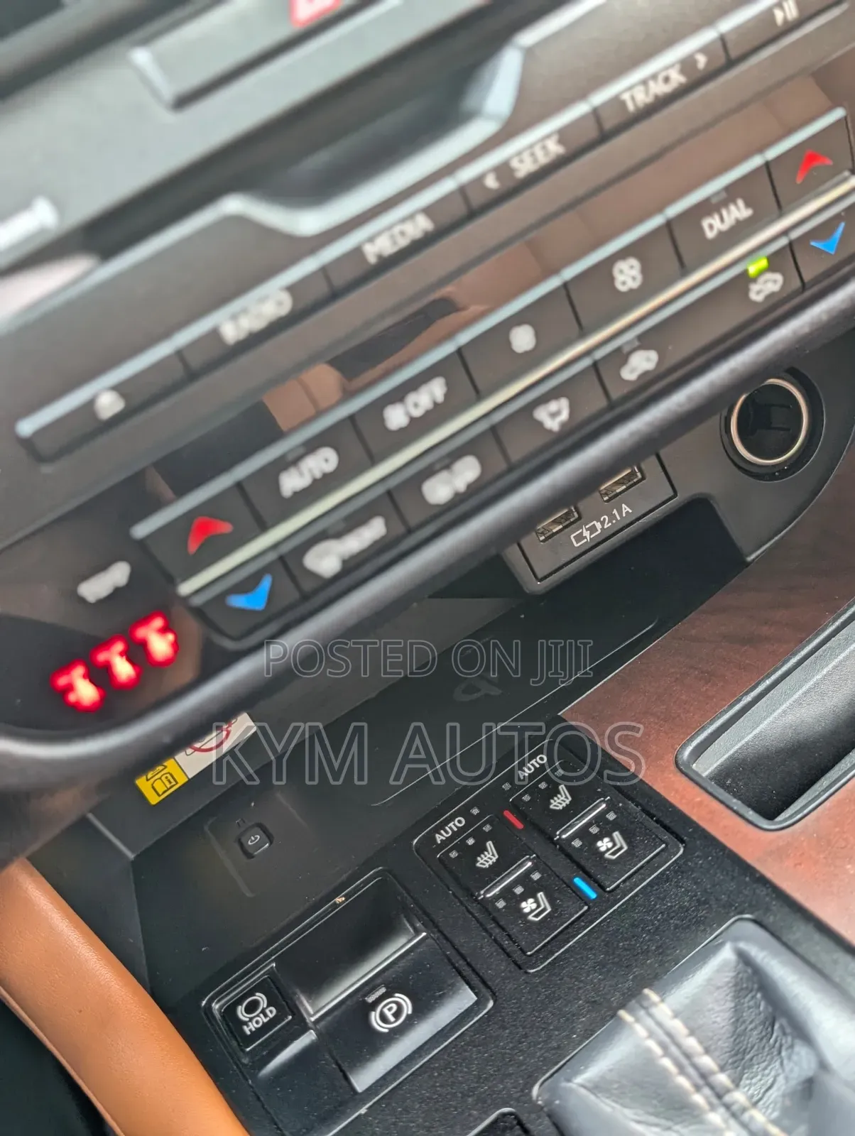 Lexus RX 2022 Silver