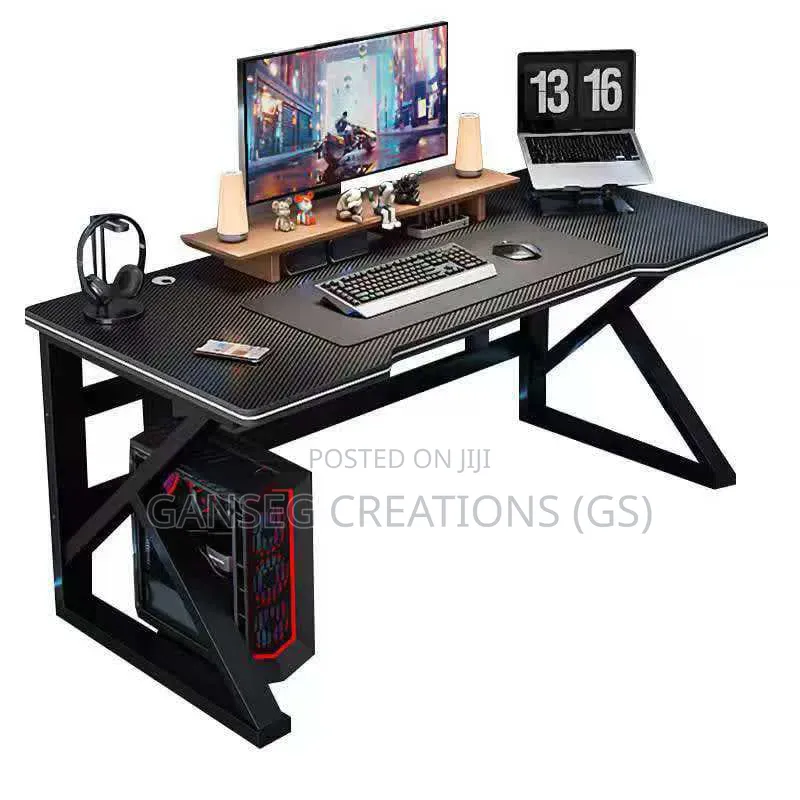 Large Pro Gaming Desk / Computer Table (140x60x75 Cm)