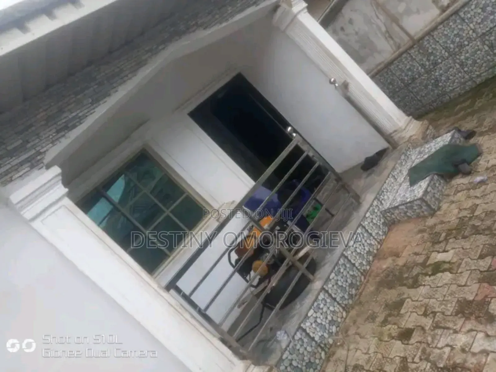 Furnished 1bdrm Block of Flats in Keen Real Estate, Benin City for rent