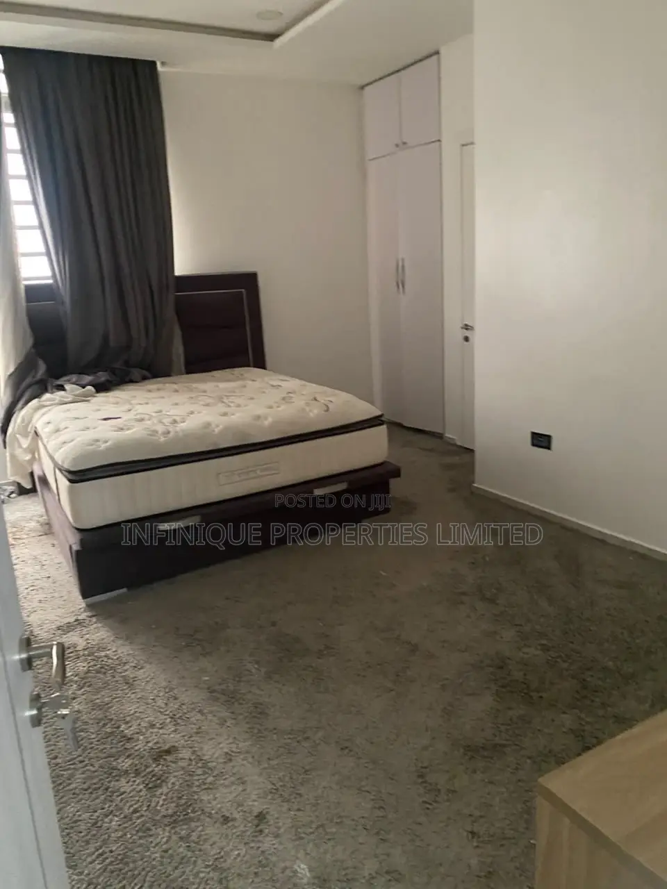 5bdrm Duplex in Pinnock Beach Estate, Osapa london for rent