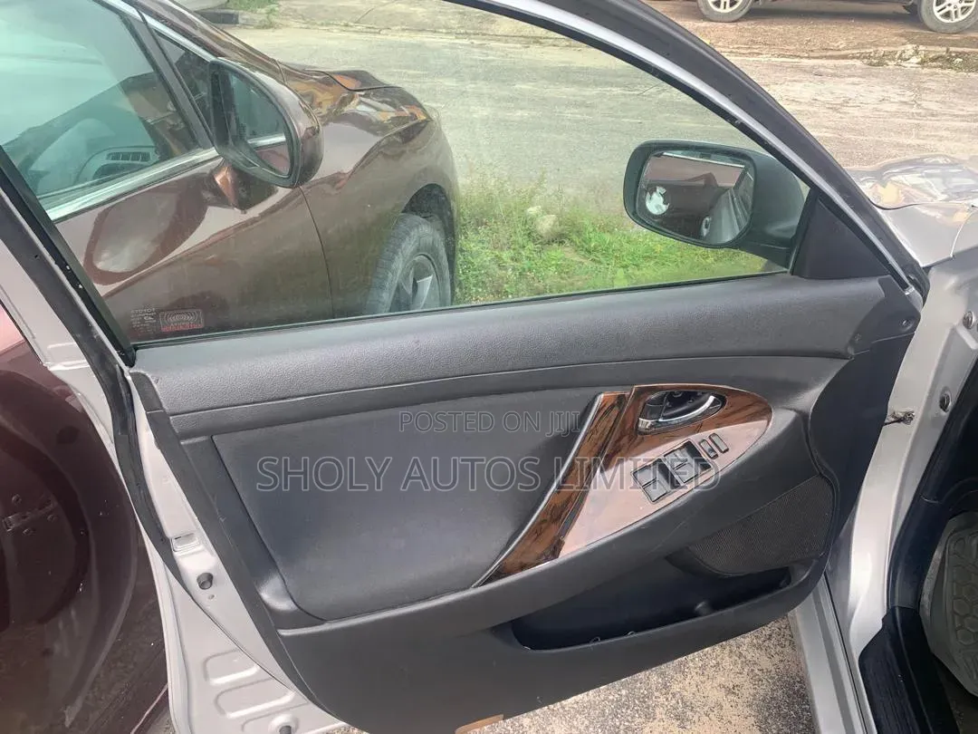 Toyota Camry 2008 Silver