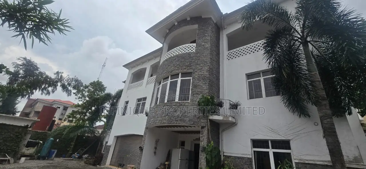 5bdrm Duplex in Parkview Estate for rent