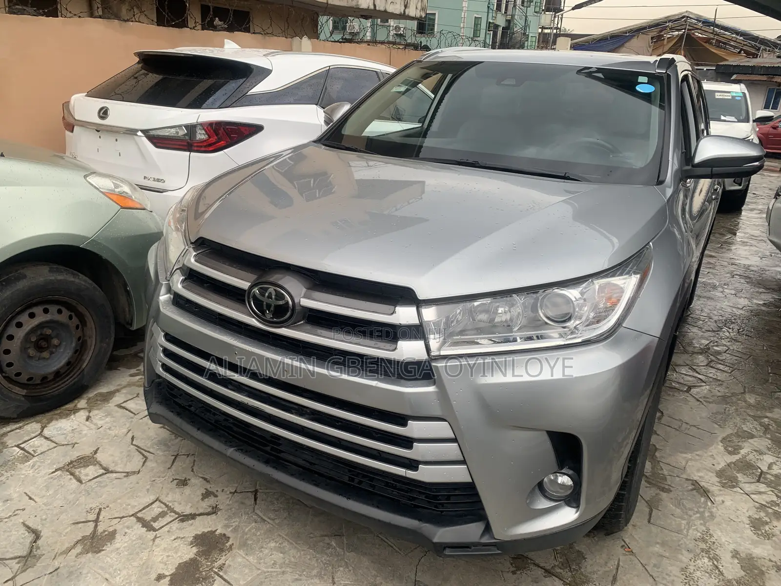 Toyota Highlander XLE 4x4 V6 (3.5L 6cyl 8A) 2018 Silver