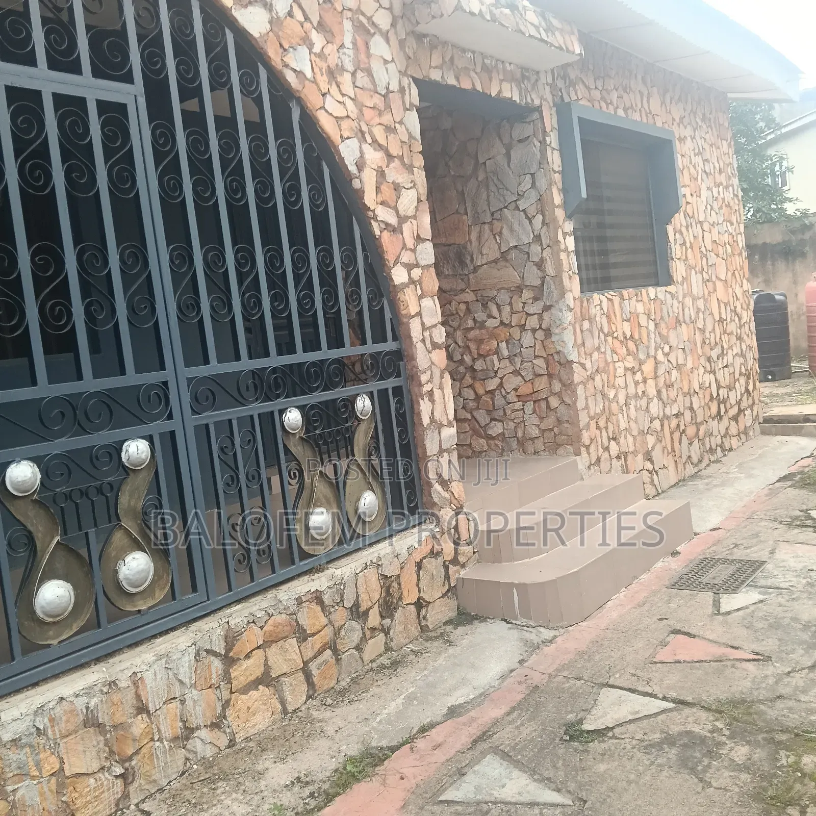 Furnished 3bdrm Apartment in Balofem Properties $, Abeokuta South