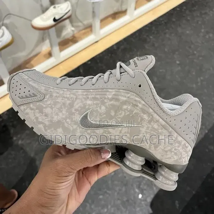 Grey Nike Shox R4 Men's Retro Sneakers Size 40-45
