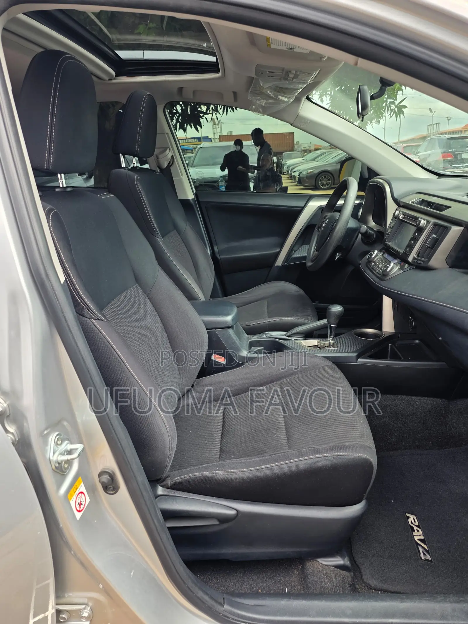 Toyota RAV4 XLE AWD (2.5L 4cyl 6A) 2013 Silver
