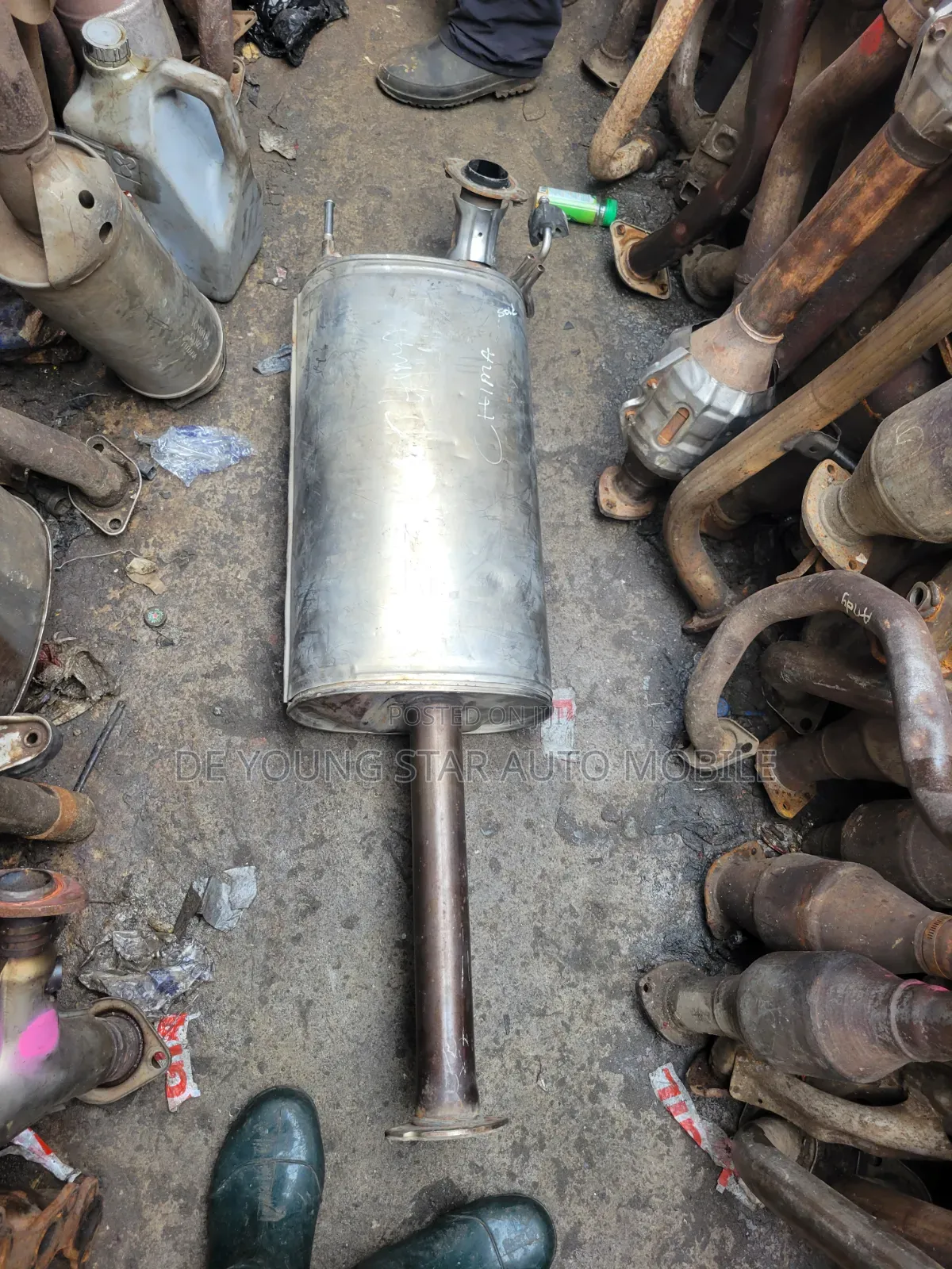 Center Exhaust Port for Toyota Parado 2015 Model