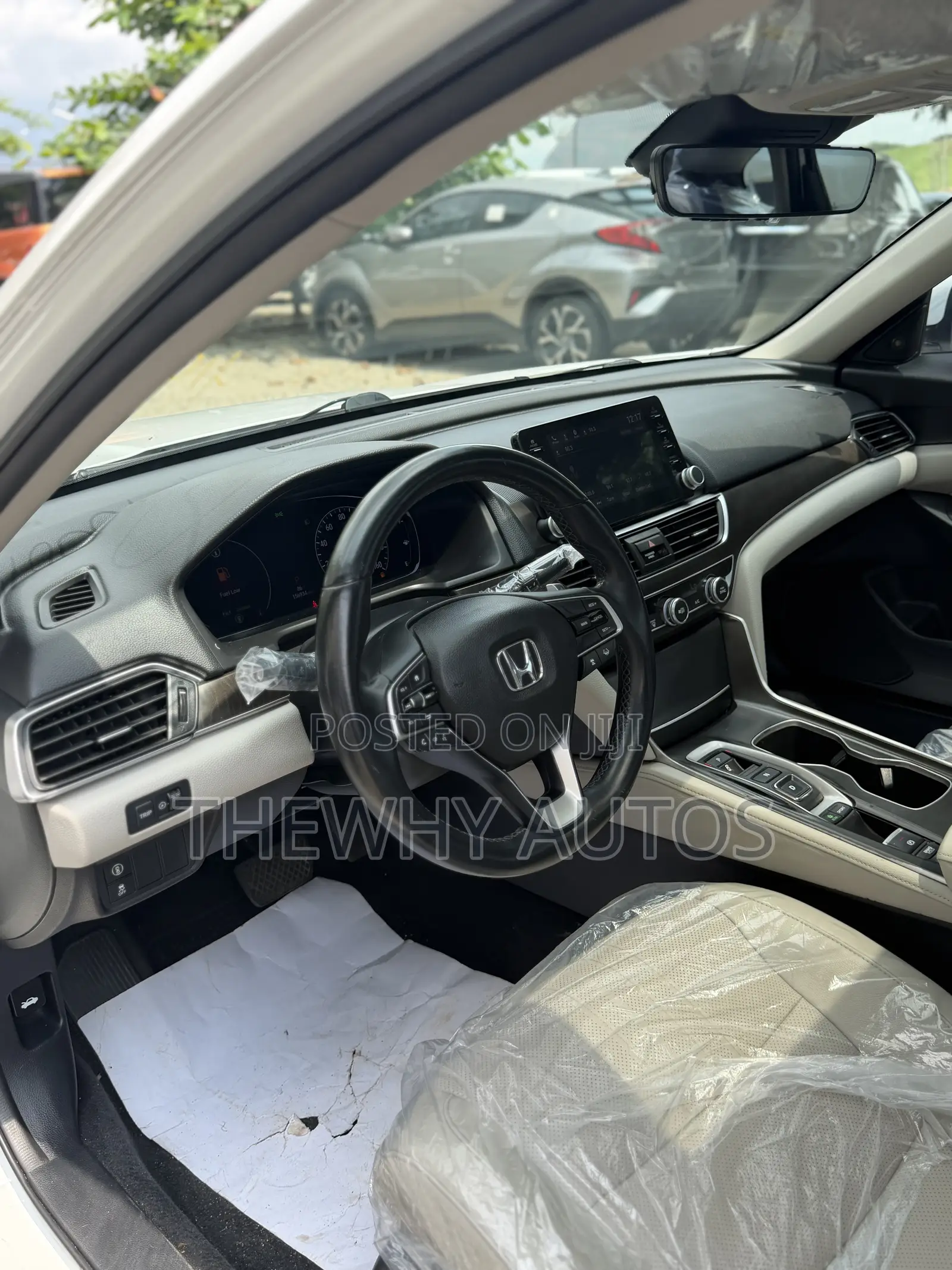 Honda Accord Touring 2.0T 2018 White