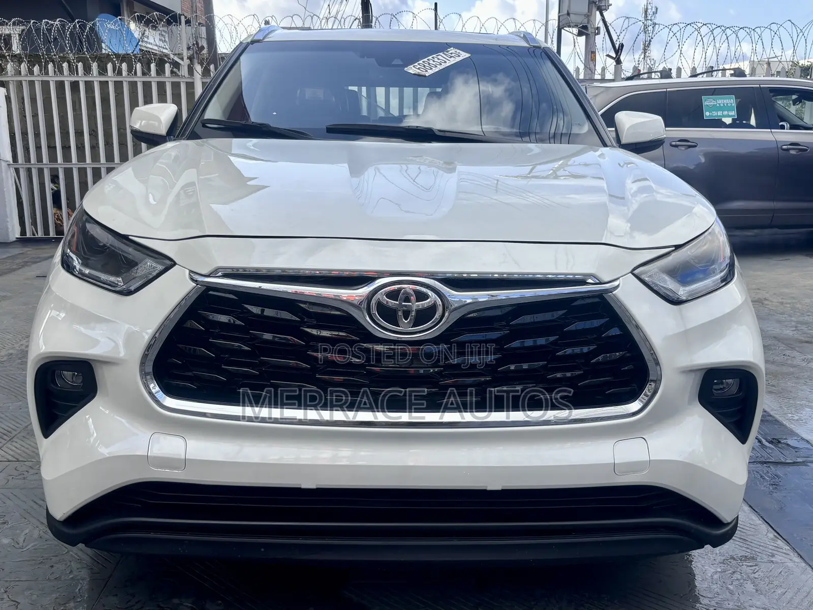 Toyota Highlander XLE AWD 2023 White