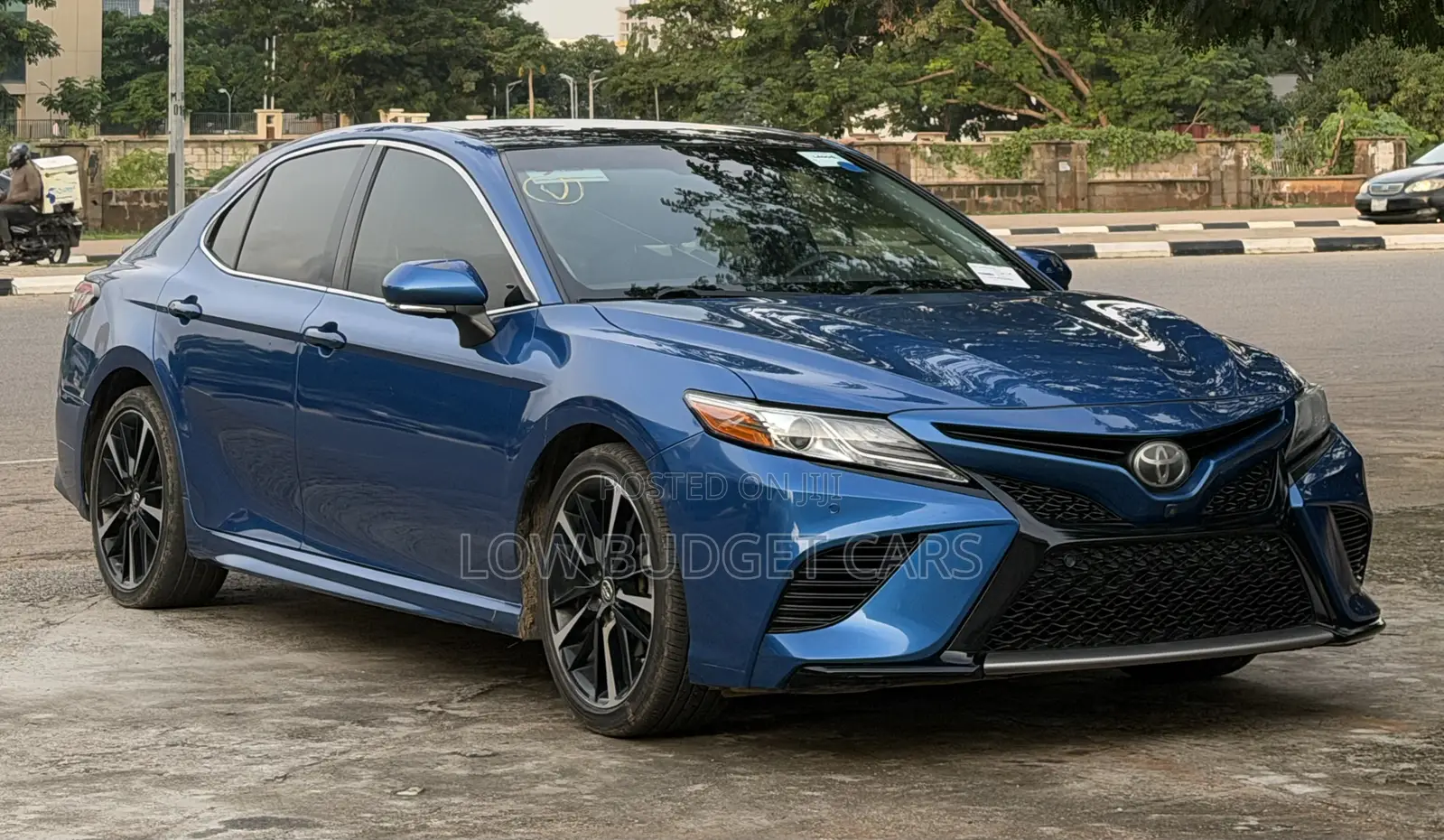 Toyota Camry XSE (2.5L 4cyl 8A) 2019 Blue