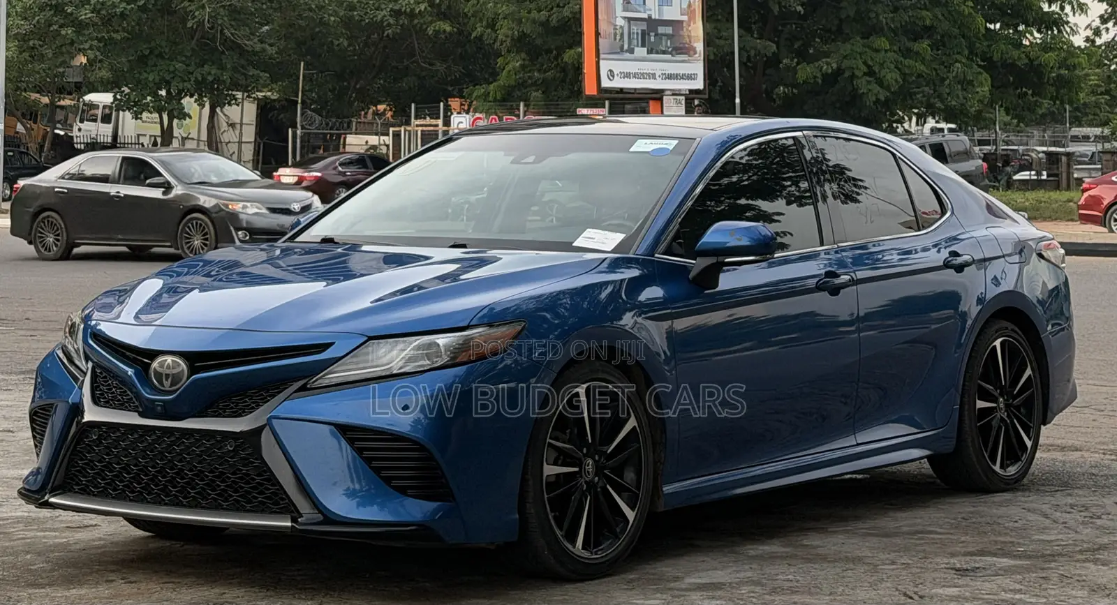 Toyota Camry XSE (2.5L 4cyl 8A) 2019 Blue