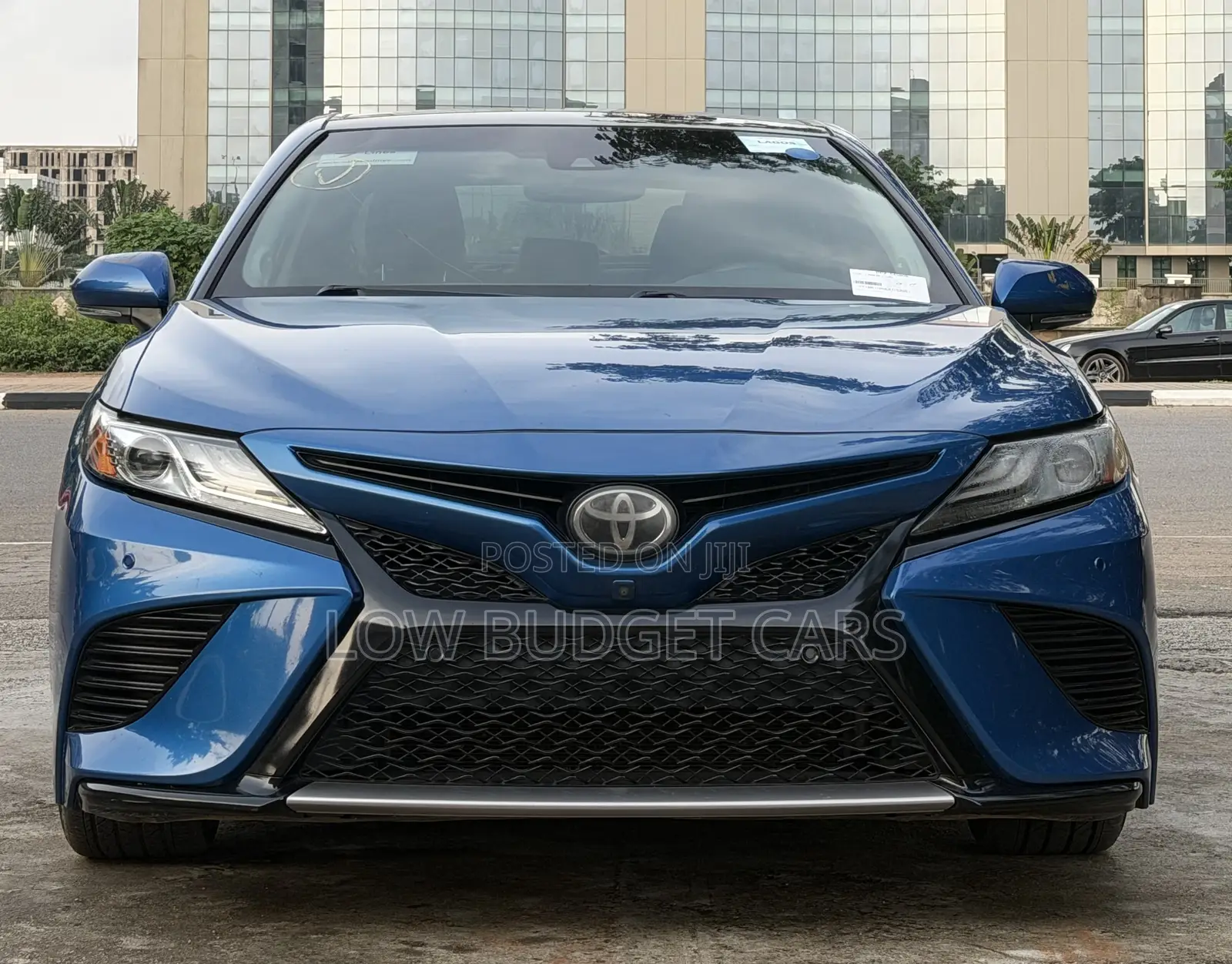 Toyota Camry XSE (2.5L 4cyl 8A) 2019 Blue