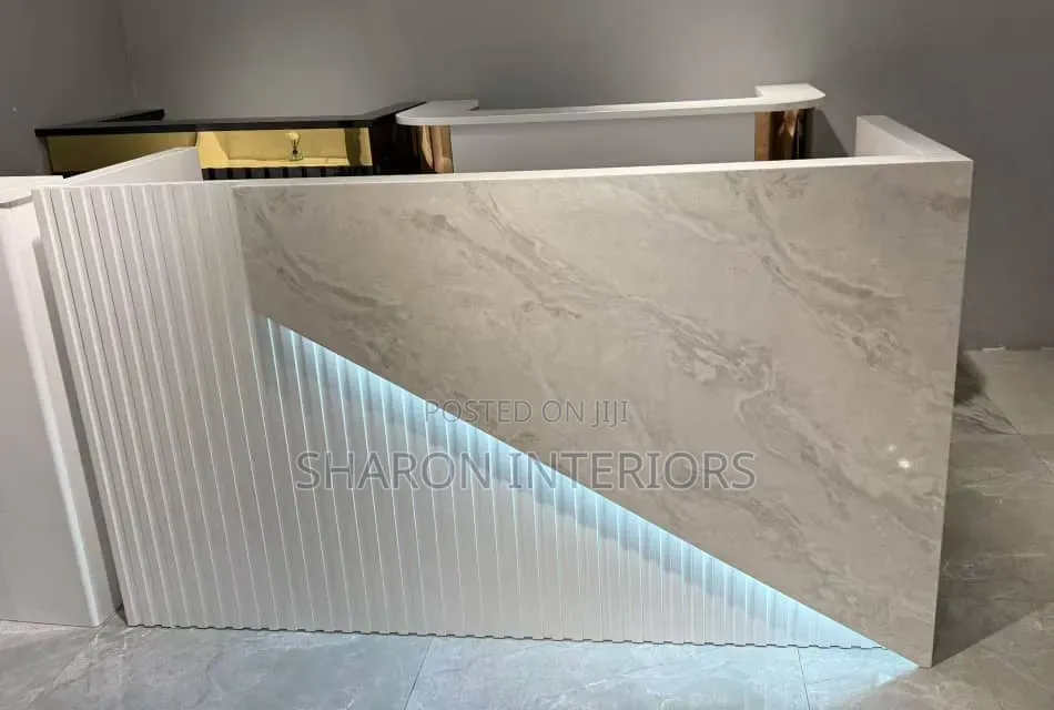 2 Meter Receptionist Desk