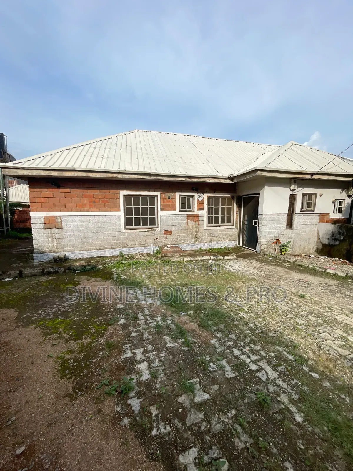 2bdrm Bungalow in Bricks City, Kubwa for sale