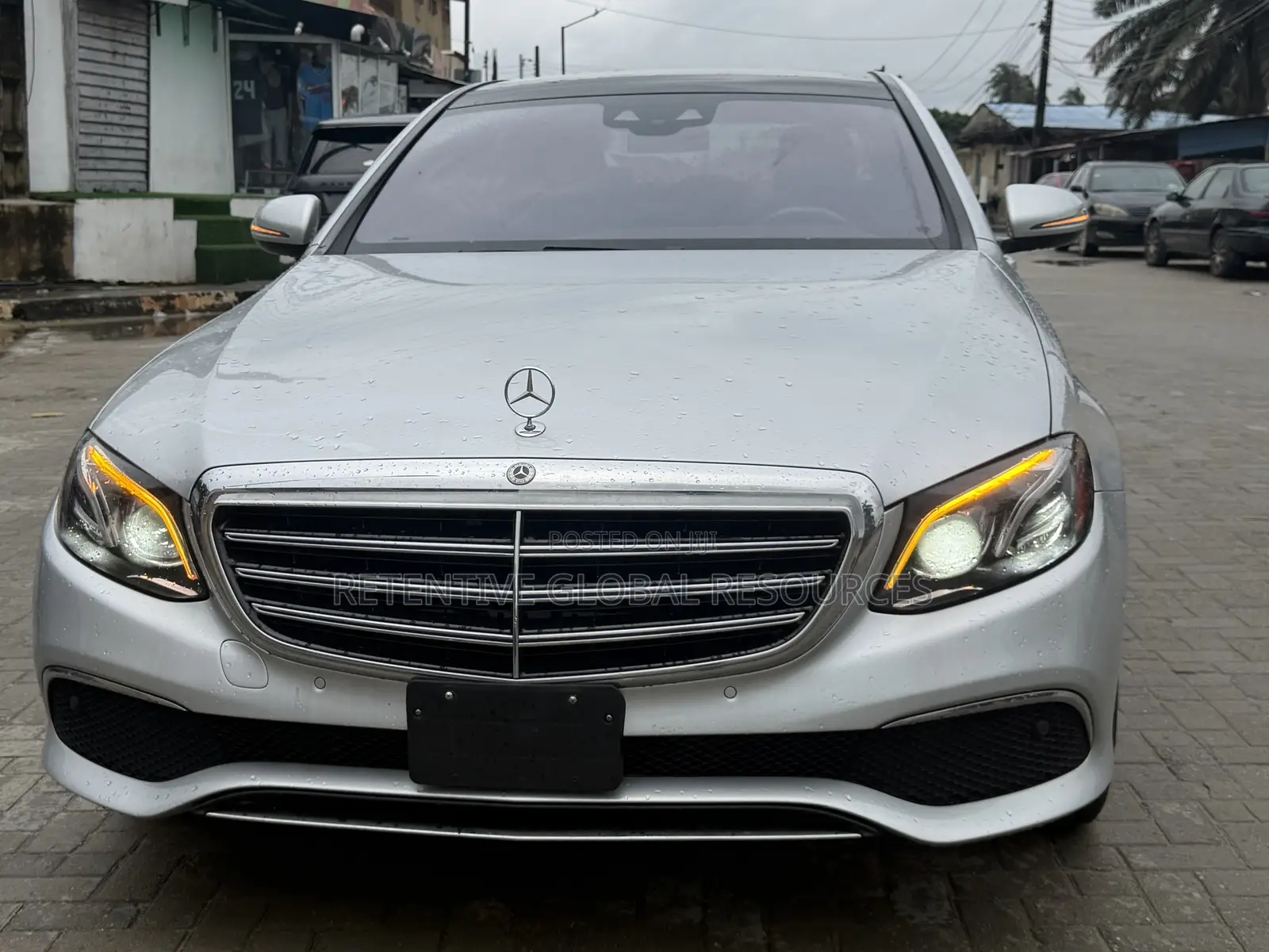 Mercedes-Benz E300 2019 Silver