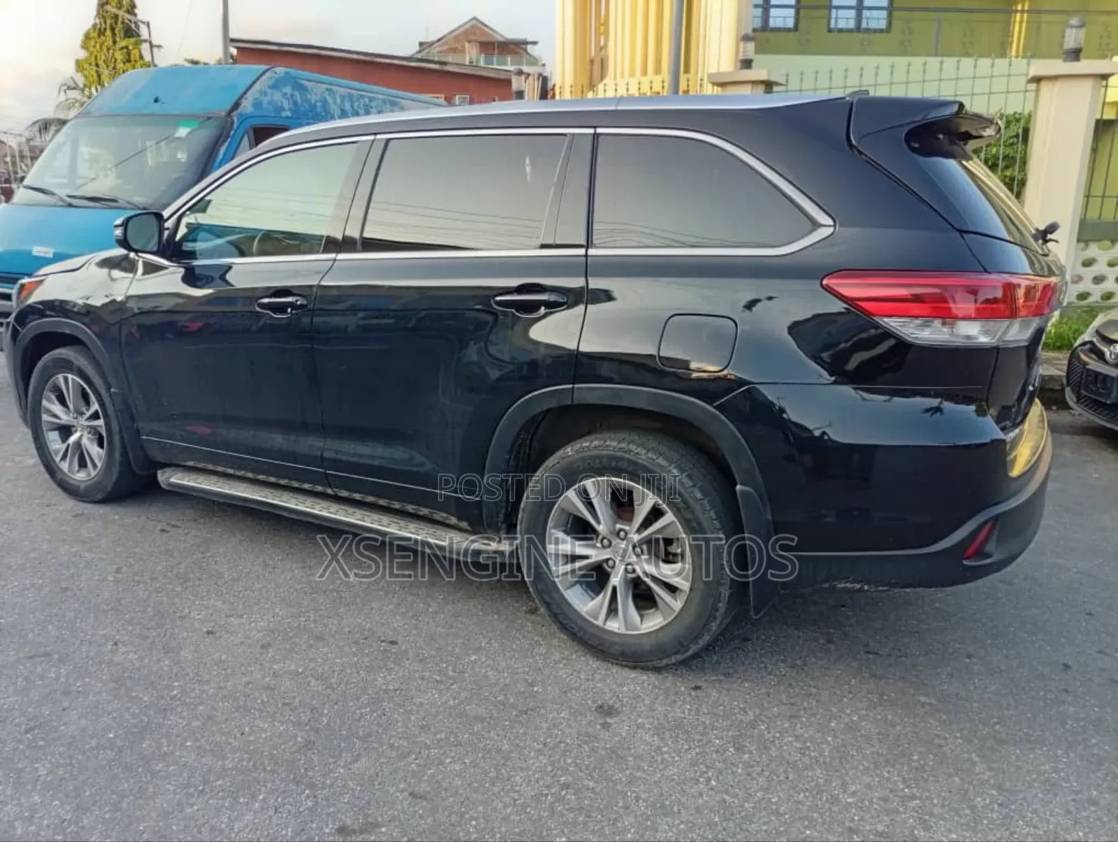 Toyota Highlander XLE 4dr SUV AWD (3.5L 6cyl 6A) 2015 Black