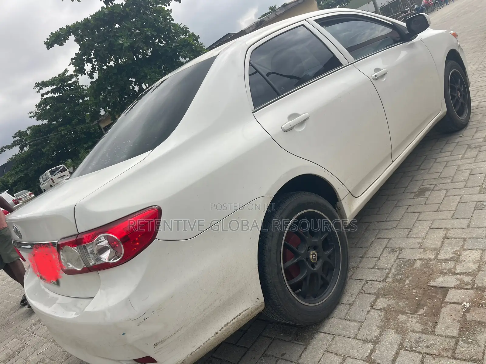 Toyota Corolla LE 4dr Sedan (1.8L 4cyl 4A) 2011 White