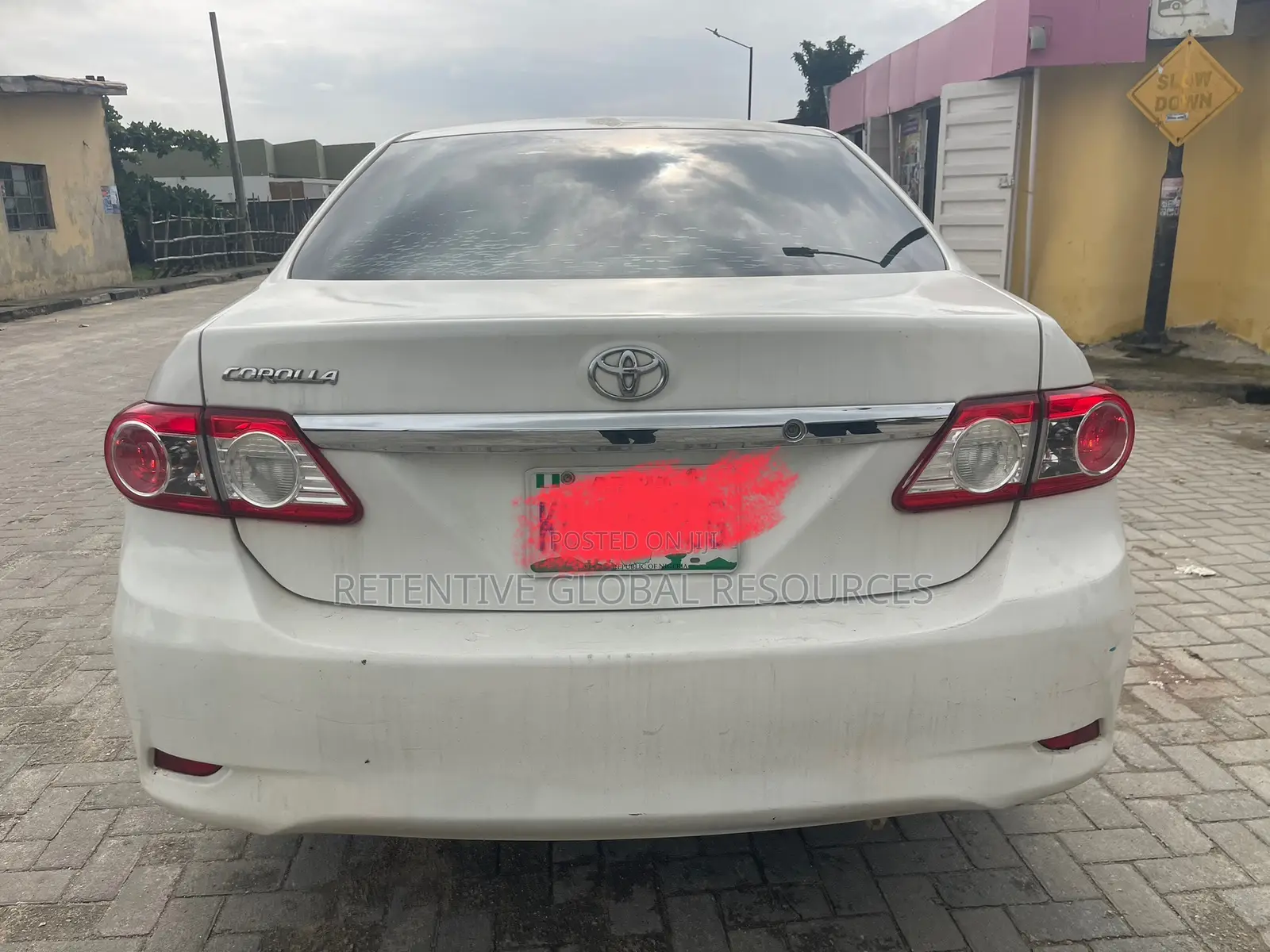 Toyota Corolla LE 4dr Sedan (1.8L 4cyl 4A) 2011 White