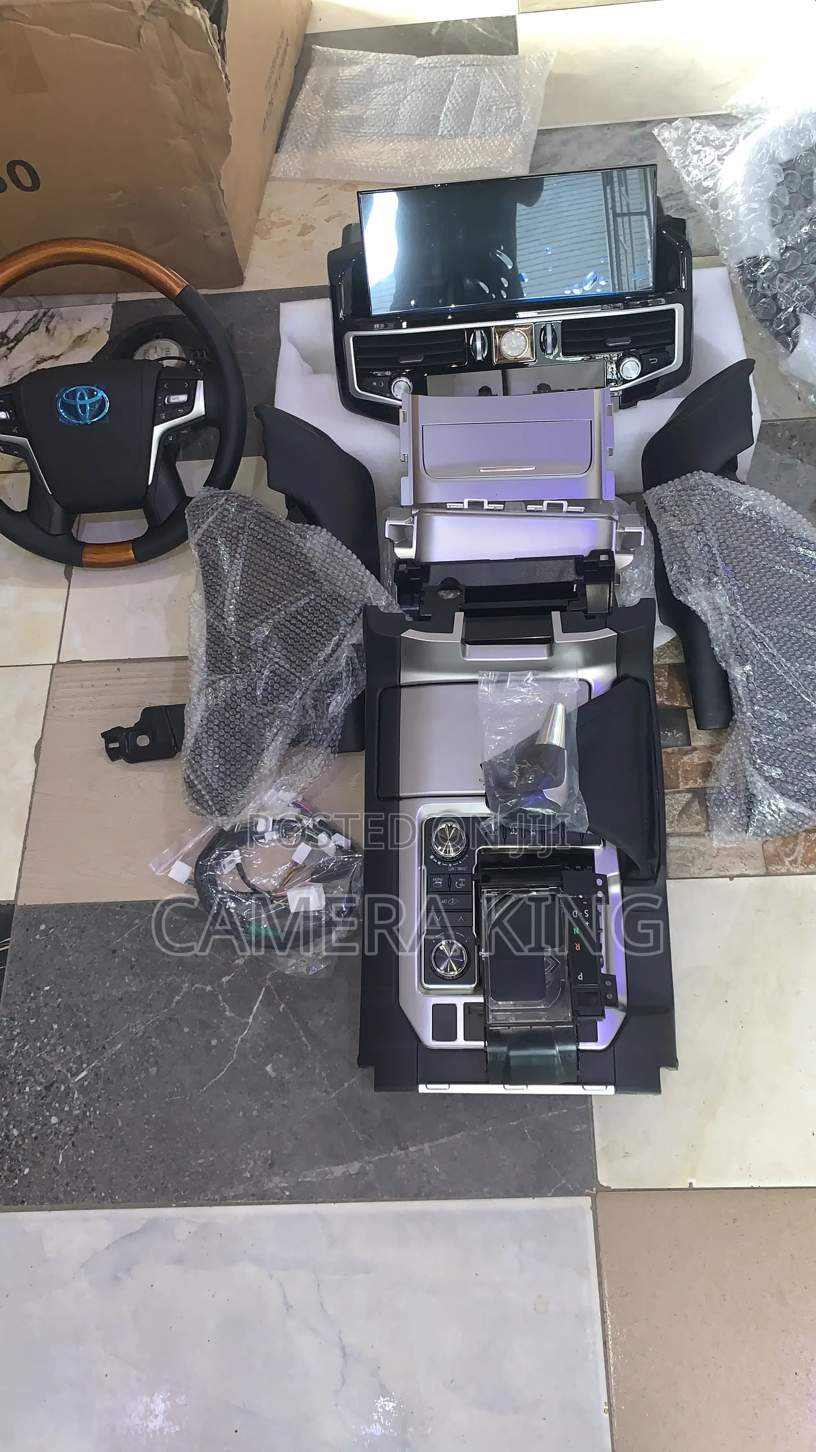 Land Cruiser 2008 Upgrade Kit With Console and Steering