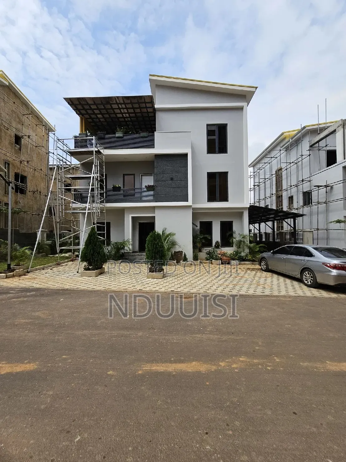 5bdrm Duplex in Katampe (Main) for sale