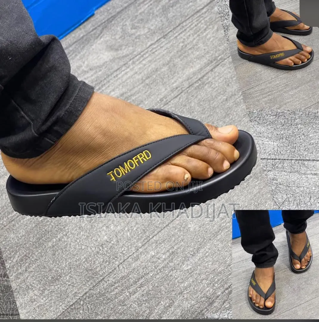 TOMOFRD Men Slippers
