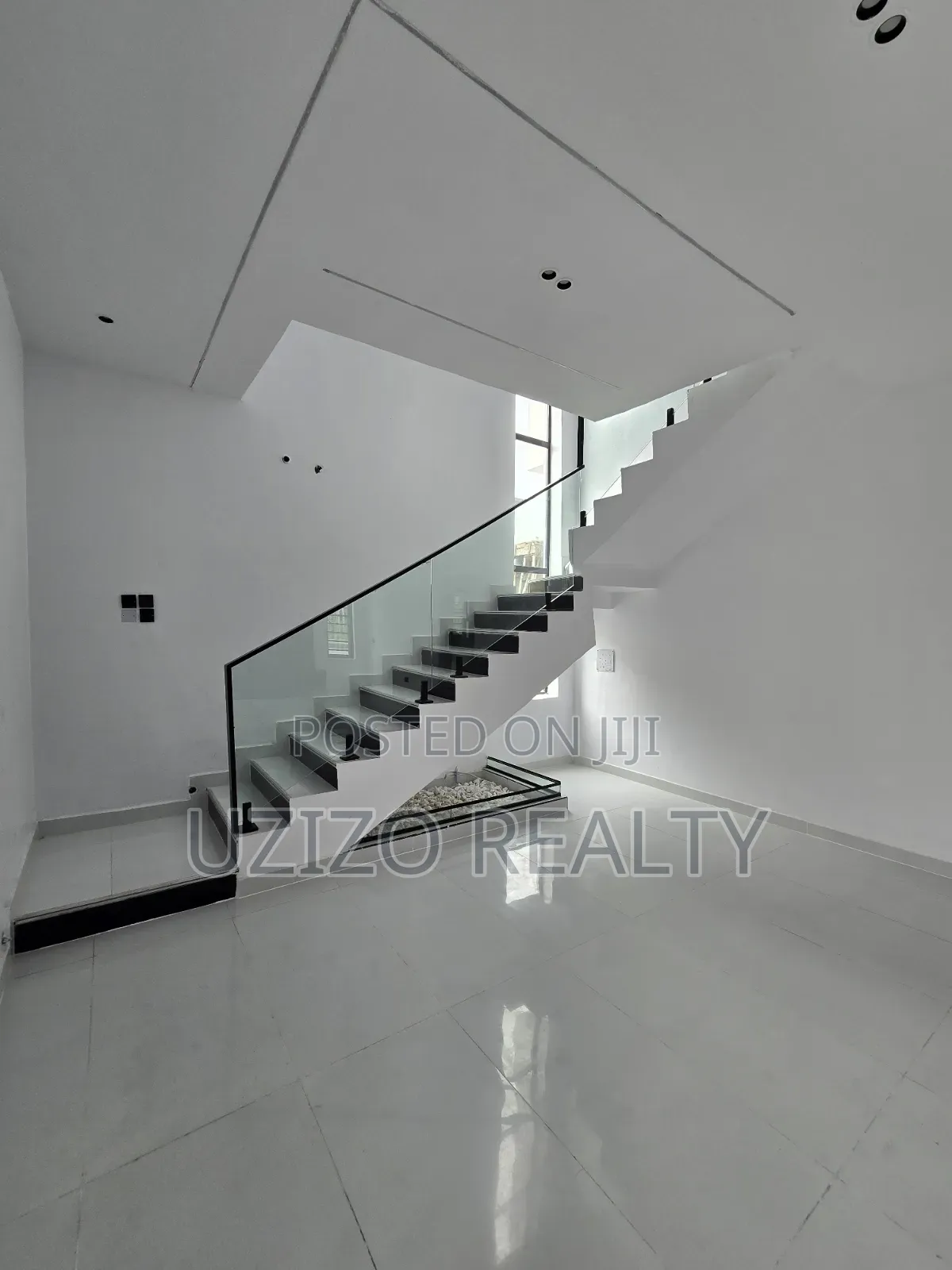 4bdrm Duplex in Sangotedo for sale