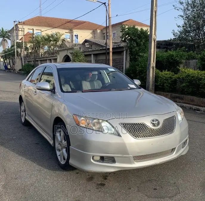 Toyota Camry 2008 Silver