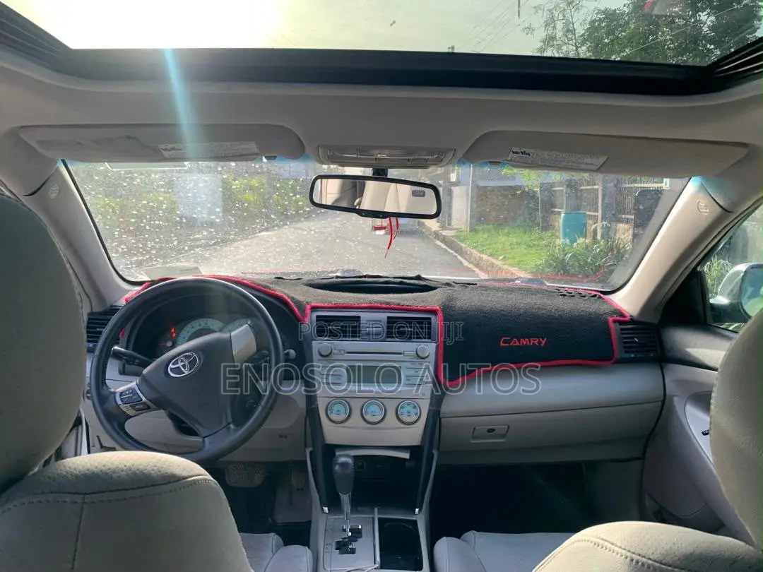 Toyota Camry 2008 Silver