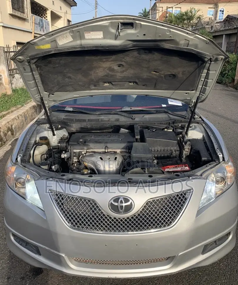 Toyota Camry 2008 Silver