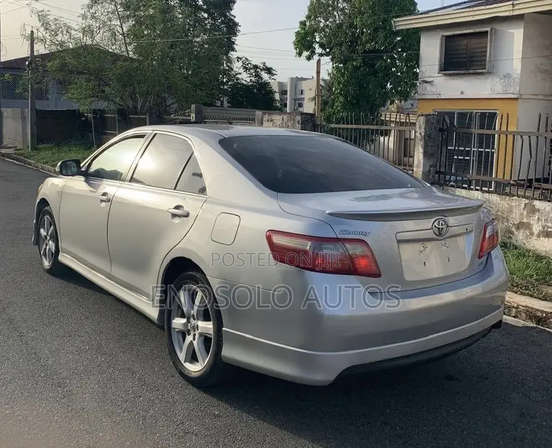 Toyota Camry 2008 Silver