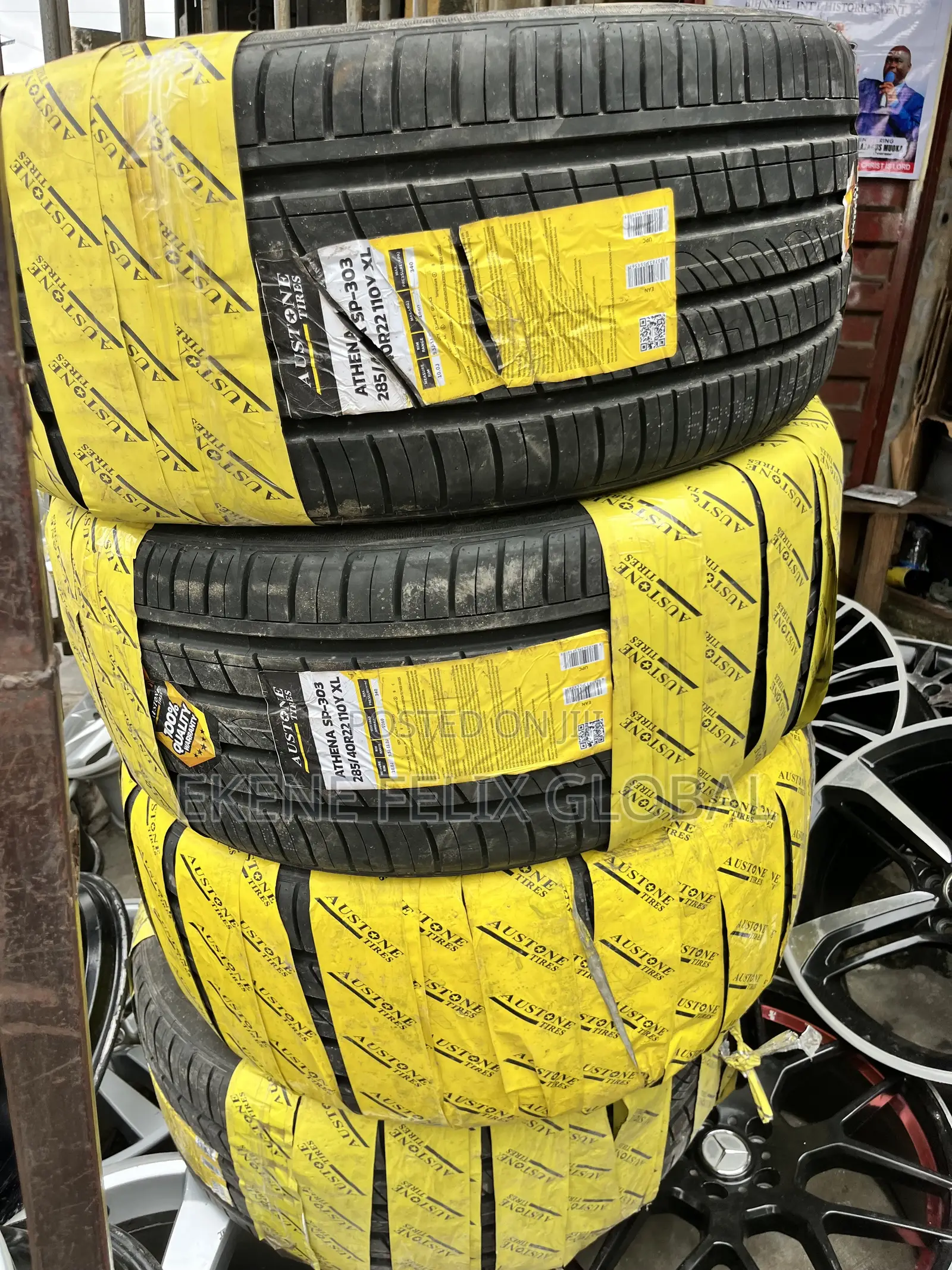 285/40/22 Austone Brand , GLC-GLE , Front Tyre Range Rover Etc