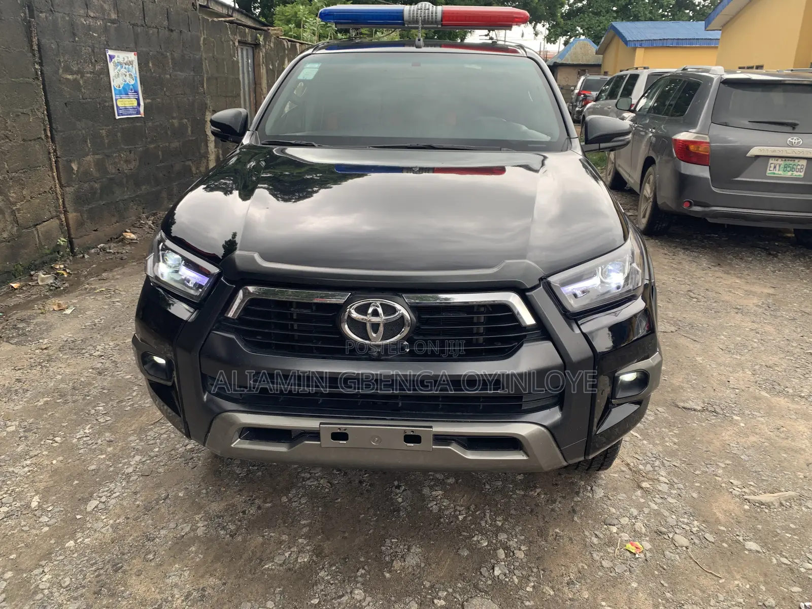 Toyota Hilux 2023 Black