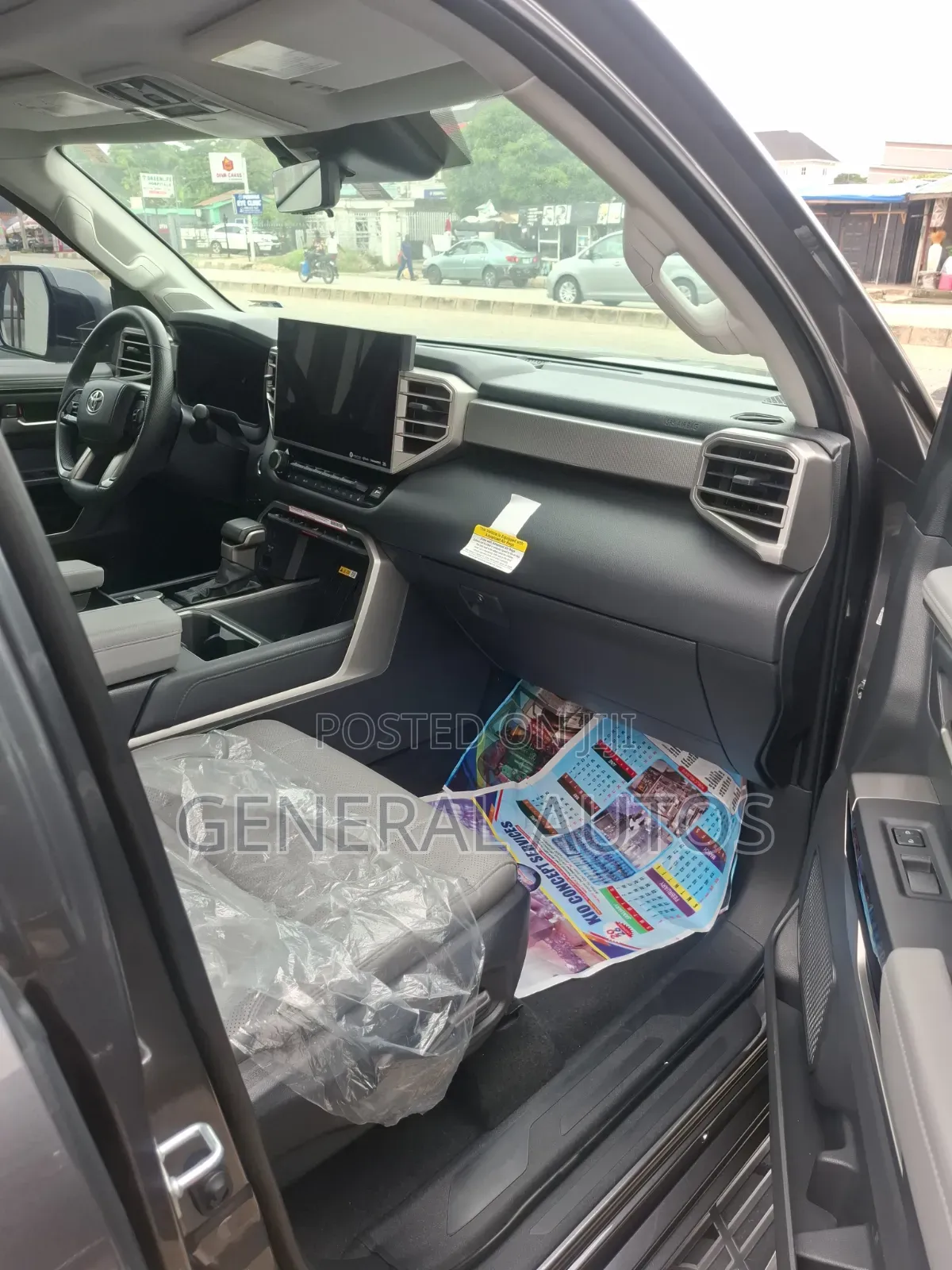 Toyota Tundra 2025 Gray