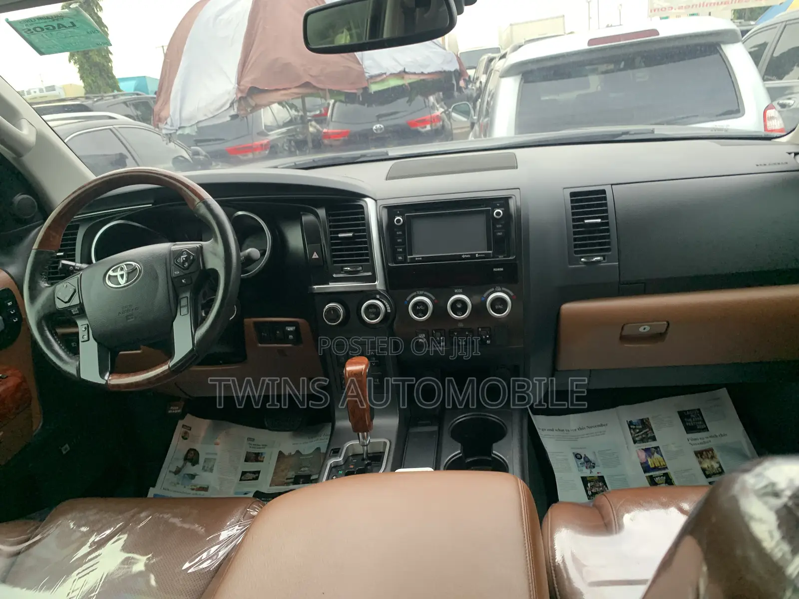 Toyota Sequoia Platinum 4x4 2019 Black