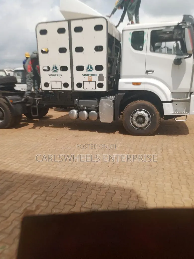 Brand New 16cylinder Howo CNG Truck
