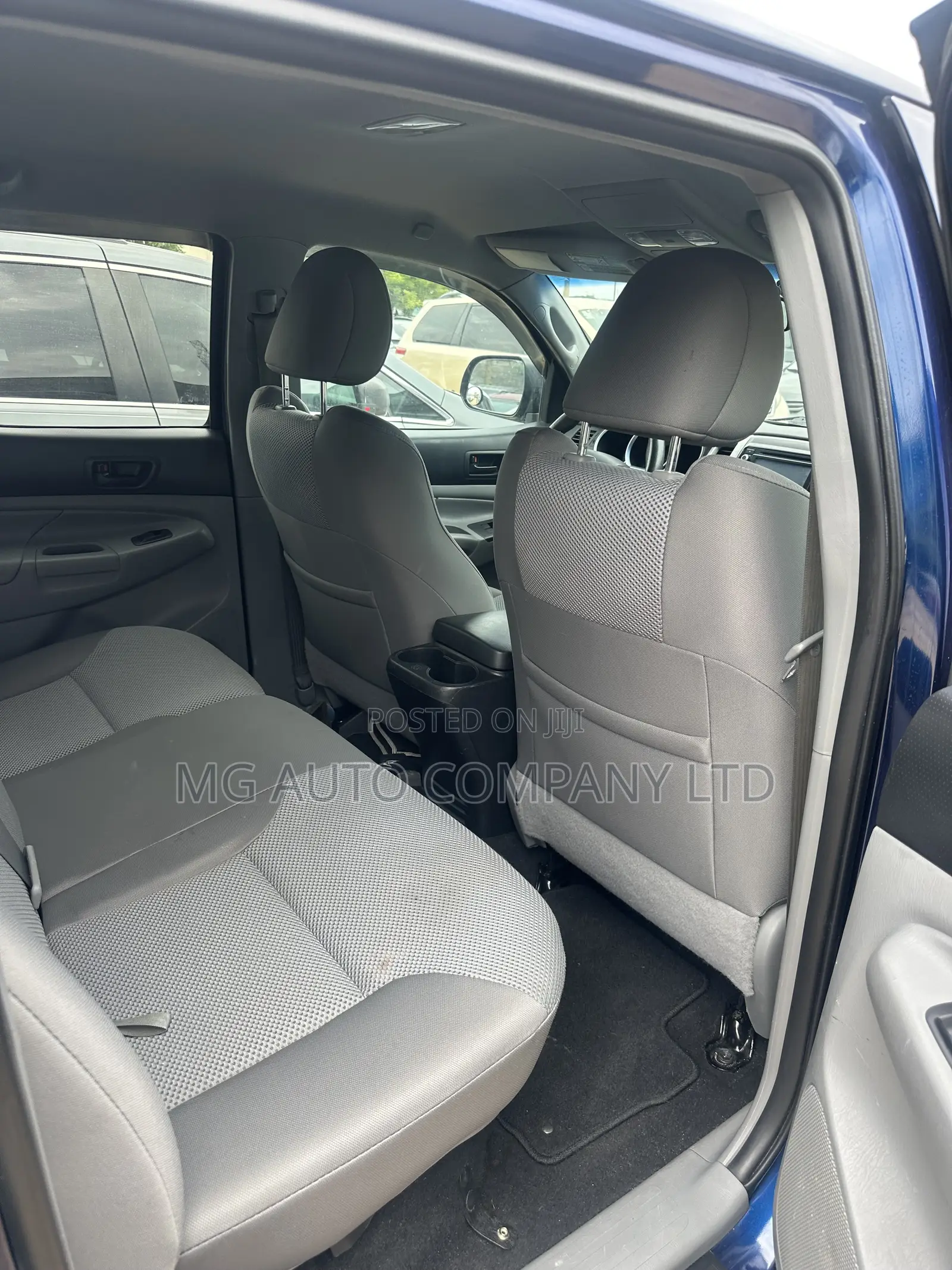Toyota Tacoma V6 4dr Double Cab 4WD 6.1 ft. SB (4.0L 6cyl 5A) 2014 Blue