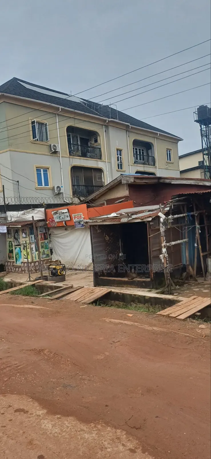 6bdrm Bungalow in Kiniun-Ifa Estate, Ifako-Gbagada for sale