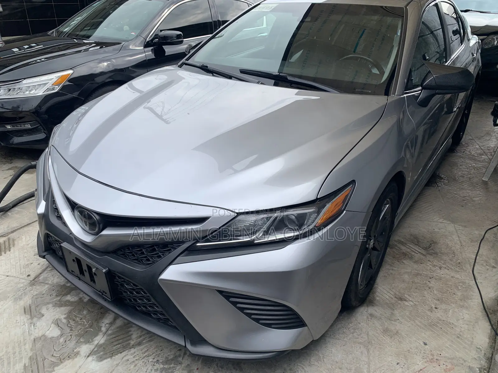 Toyota Camry SE FWD (2.5L 4cyl 8AM) 2018 Silver