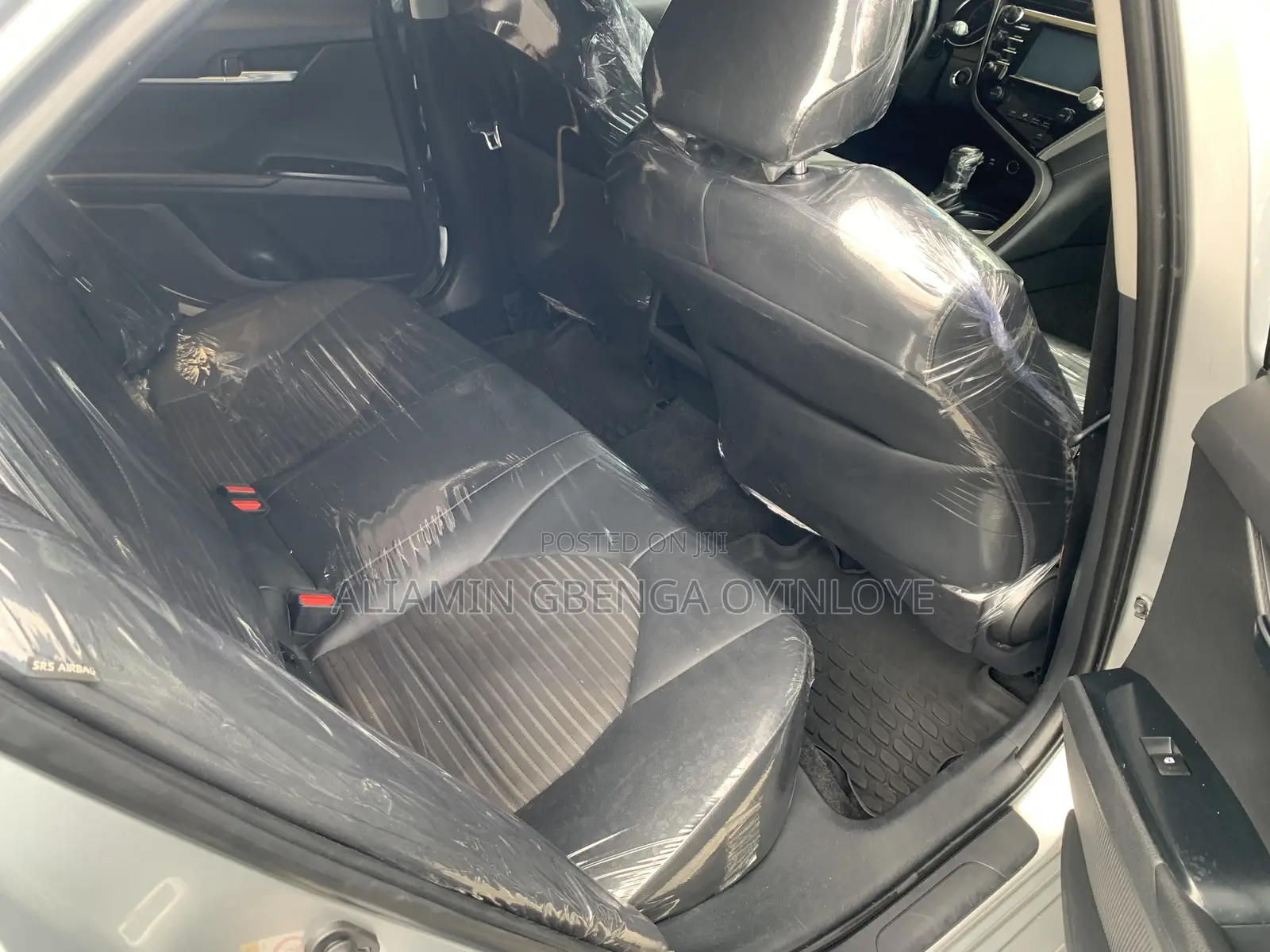 Toyota Camry SE FWD (2.5L 4cyl 8AM) 2018 Silver