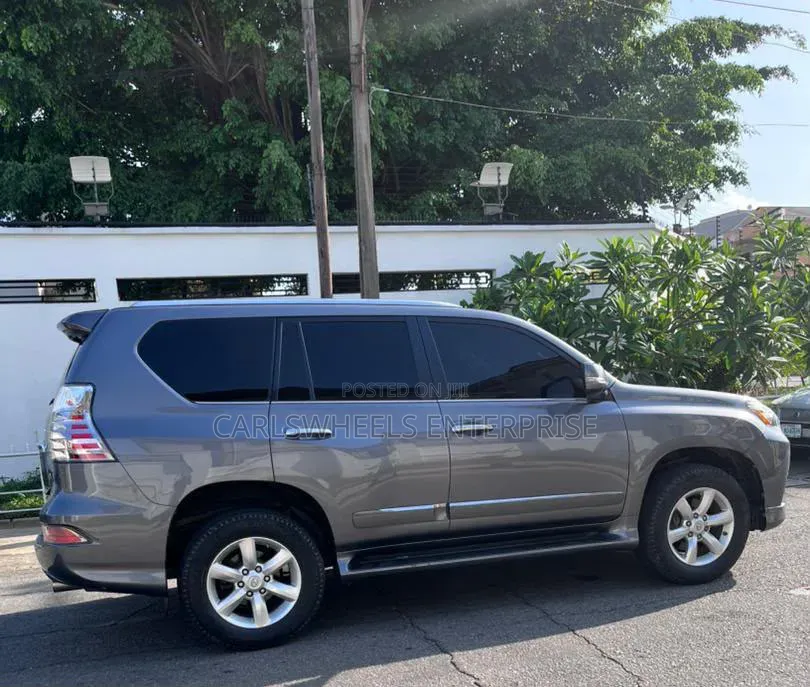 Lexus GX 2015 Gray