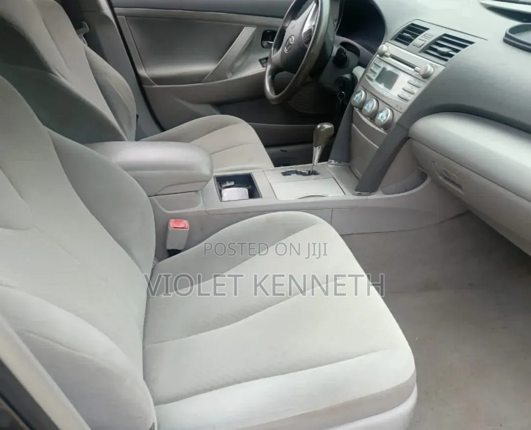 Toyota Camry 2009 Gray