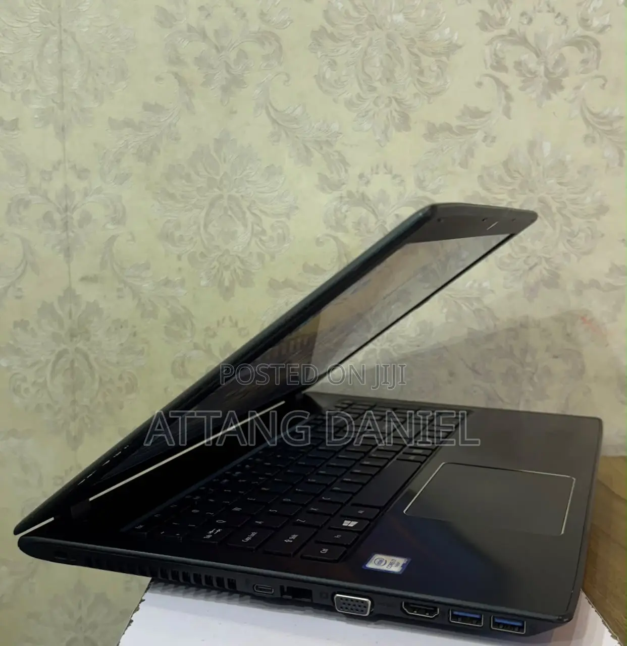 Laptop Acer Aspire E5-575 8GB Intel Core i7 HDD+SSD 128GB