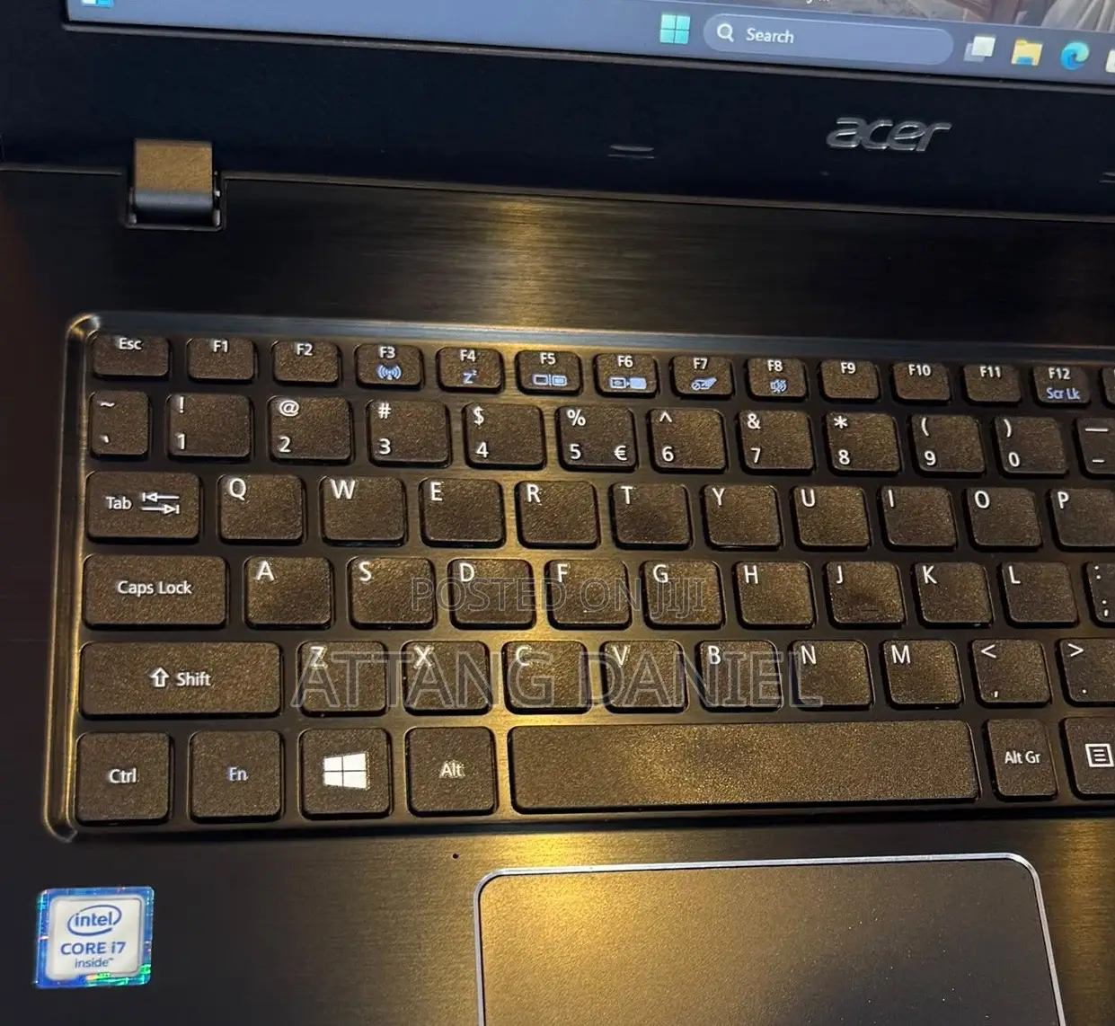 Laptop Acer Aspire E5-575 8GB Intel Core i7 HDD+SSD 128GB