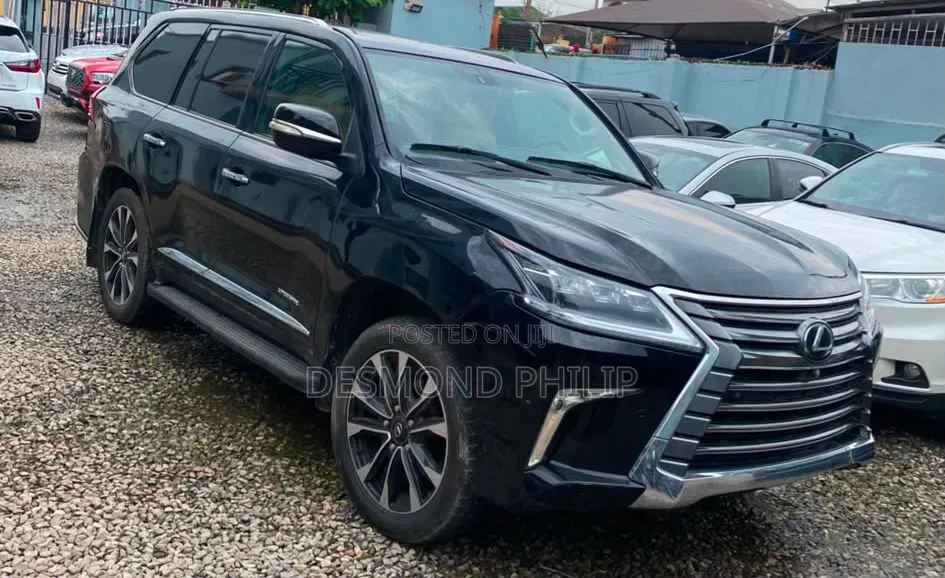 Lexus LX 570 2010 Black